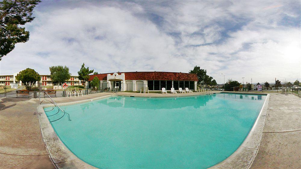 Quality Inn On Historic Route 66 Barstow Bagian luar foto