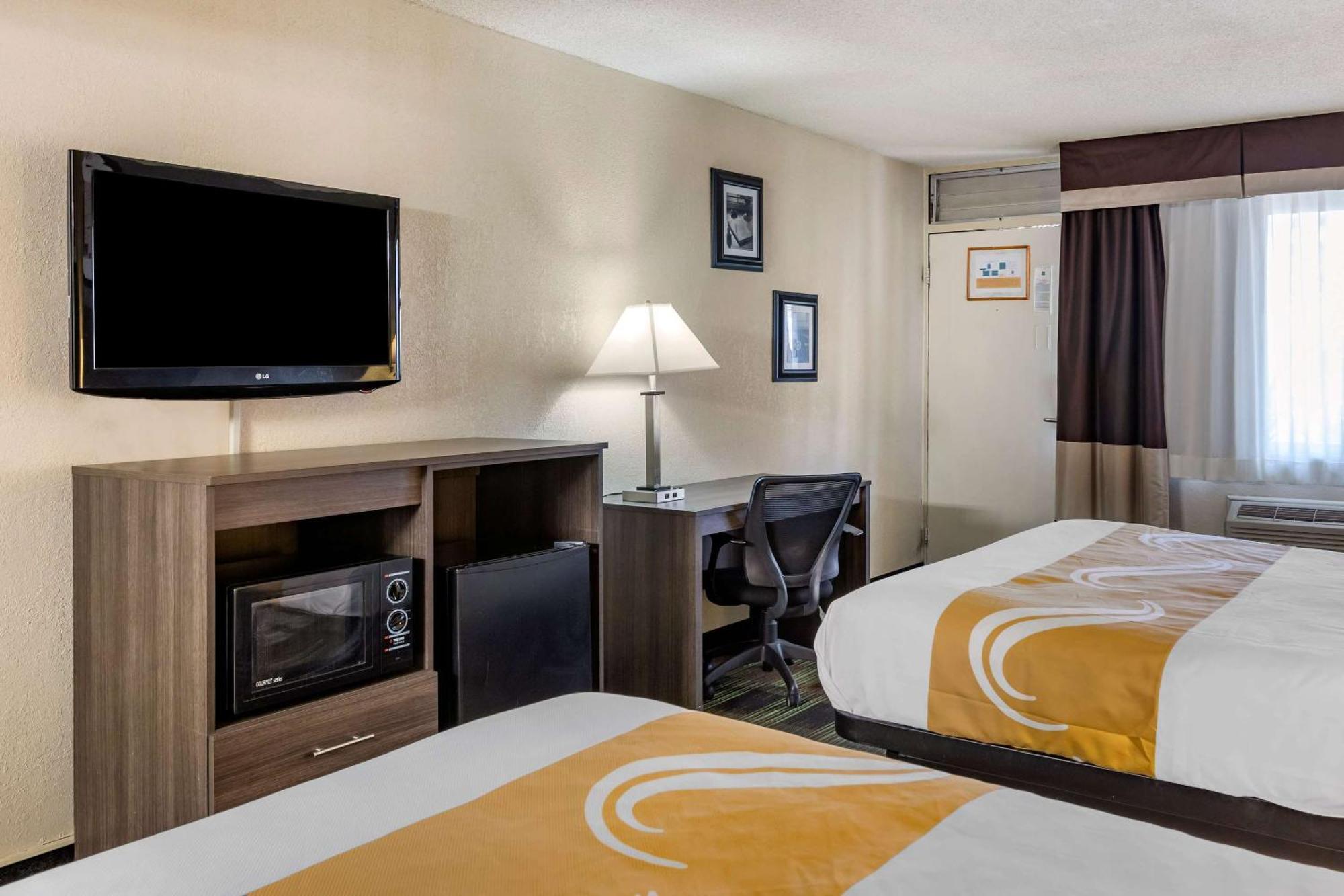 Quality Inn On Historic Route 66 Barstow Bagian luar foto