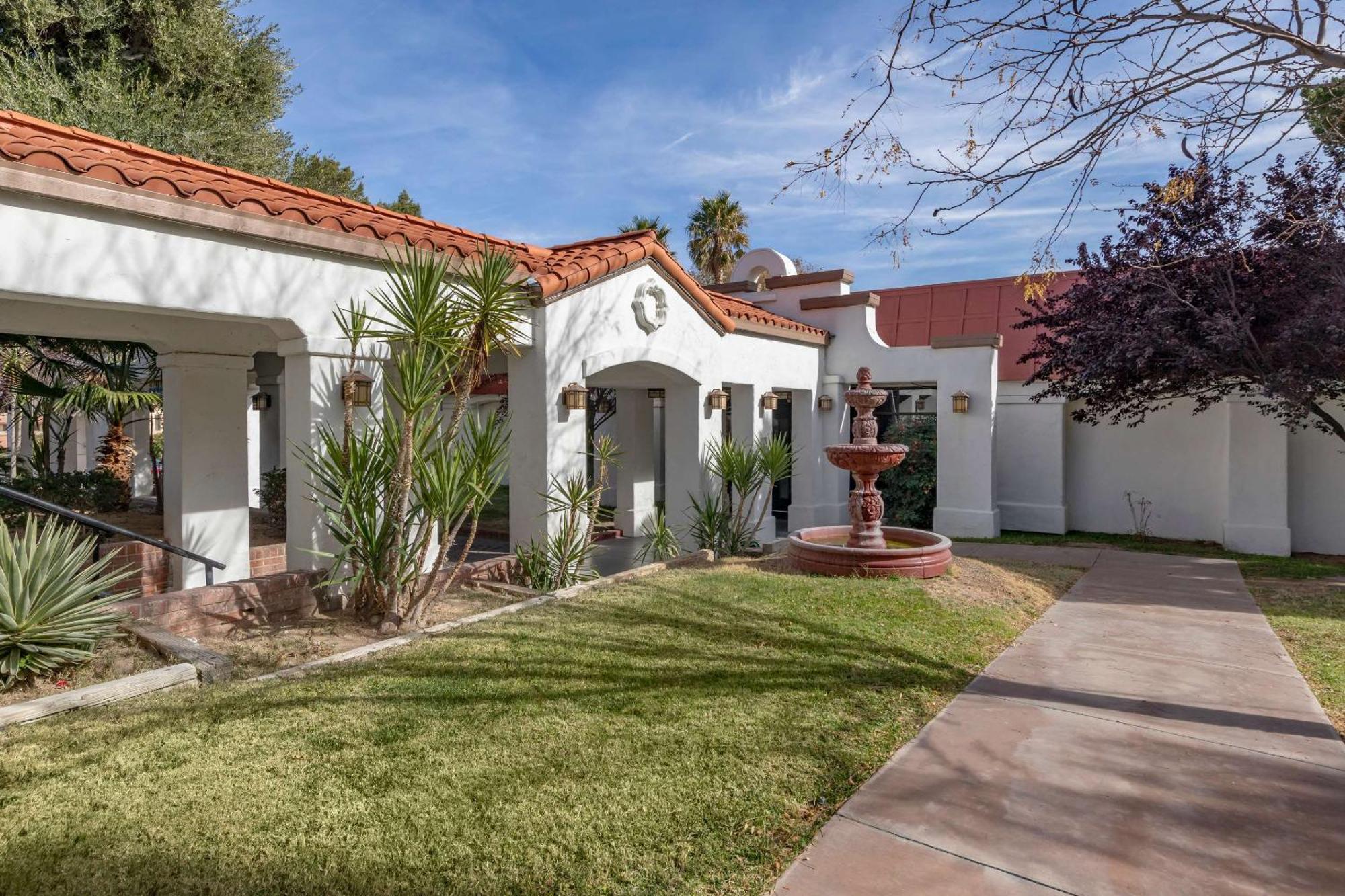 Quality Inn On Historic Route 66 Barstow Bagian luar foto